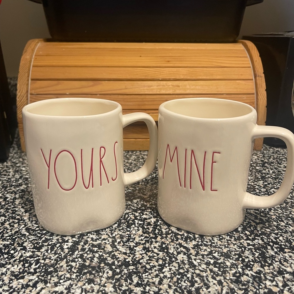 RAE DUNN Mugs Set “YOURS” and “MINE” 💍